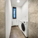 Riverside Apartman *