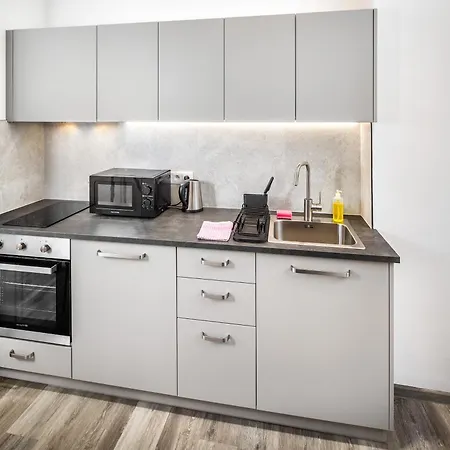 Riverside * פק פוד סנז'קו