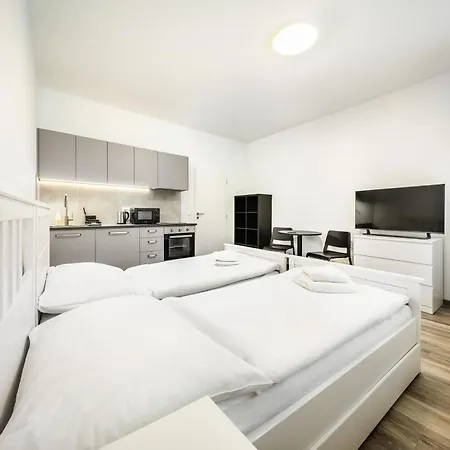 Riverside * פק פוד סנז'קו